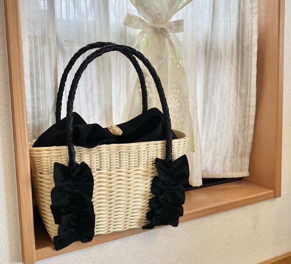 国産くるみ小型かごバッグ 花柄蓋付き 国産くるみ小型かごバッグ 花柄蓋付き