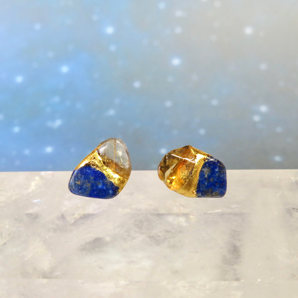 星空のひかり＊Lapis lazuli×Rutile quartz×Citrine＊金継ぎピアス／S〜M size 1枚目の画像