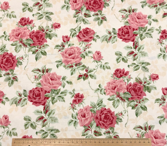 薔薇柄ピンク&レッド yuwa 生地 fraise 通販 15753079｜Creema(クリーマ)