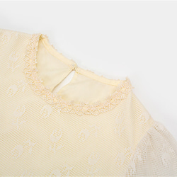 米色 含防透光內襯 玫瑰印花蕾絲鏤空復古洋裝 荷葉邊裙襬連身裙 第4張的照片