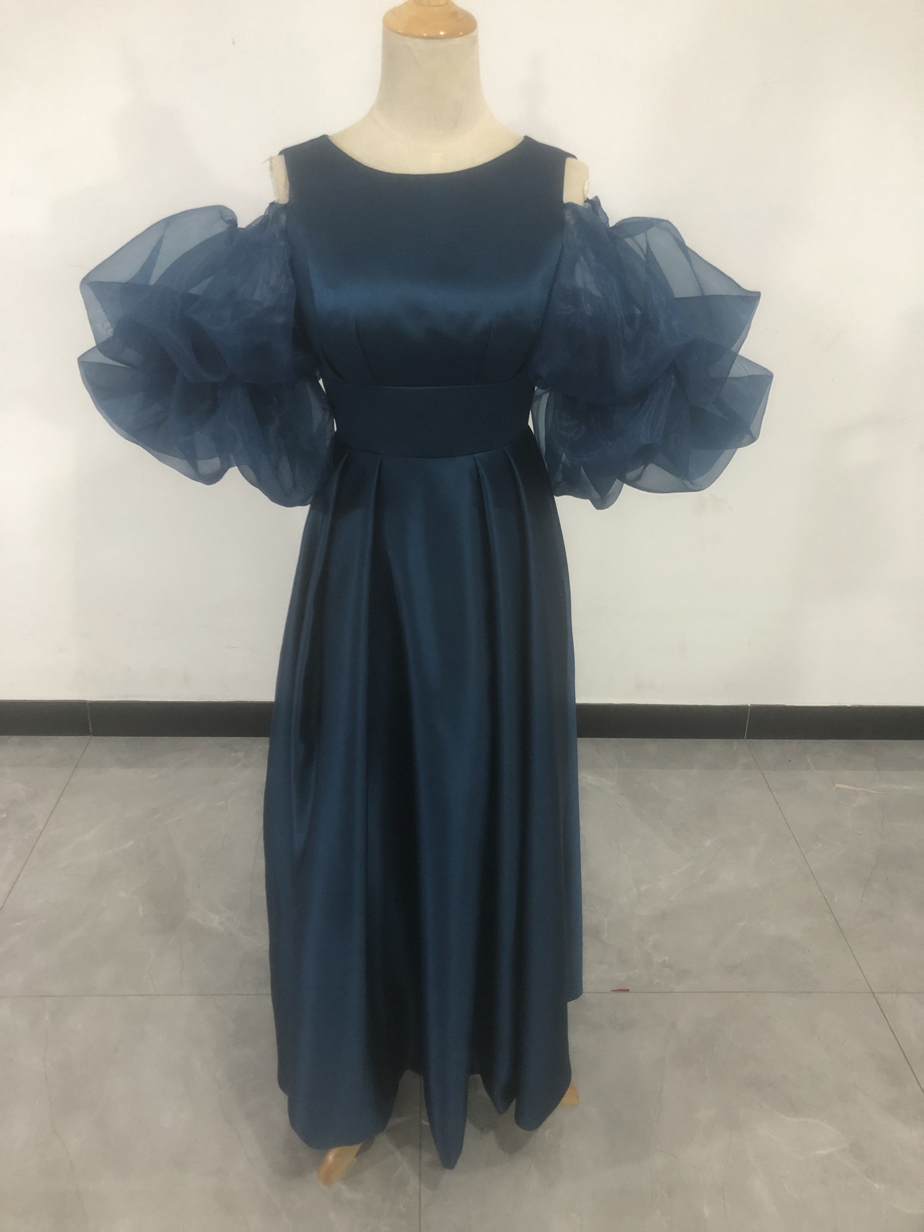 新品在庫処理！激安！可愛い！カラードレス 紺  ロング 2次会/挙式/前撮り