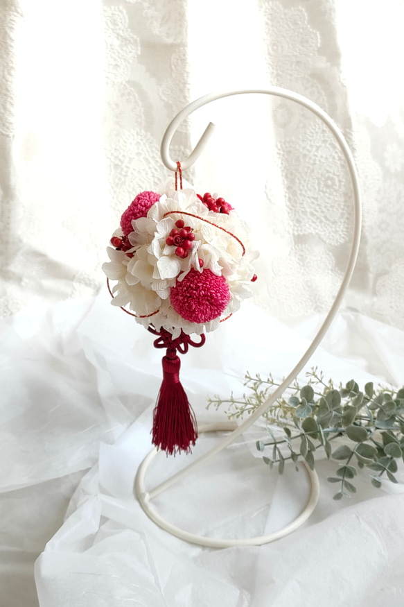 お花のぼんぼり　特別感　ハレの日フラワーギフト　お洒落　個性的なプレゼント　　気持ちが伝わるプレゼント　和モダン 3枚目の画像