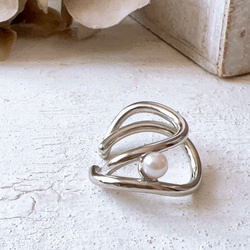 ミニパールのイヤーカフ　ロジウム(シルバー) 片耳用　ダブルリング 11枚目の画像