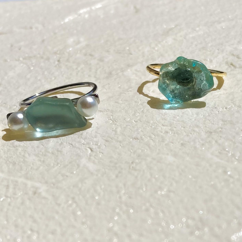 52Hz シーグラスリング　Neige 14 ～15号】ビーチグラス ring (brass × silver) /シーグラス