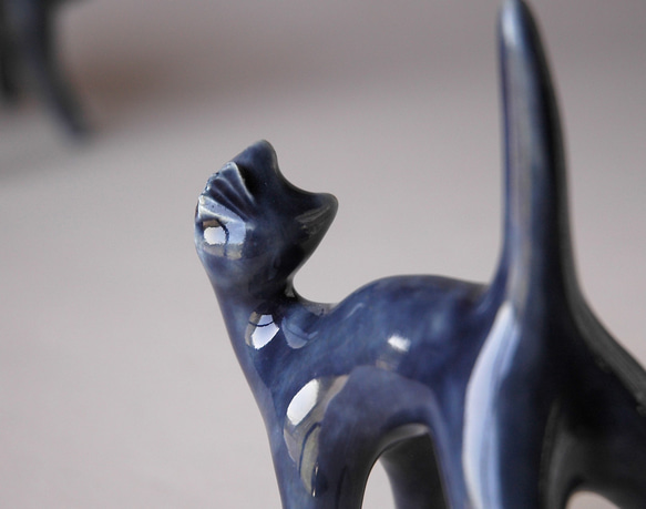 青ツヤ猫のリングホルダー　銀のブーツ 6枚目の画像