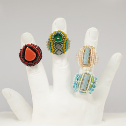 おしゃべりな指輪123 フリーサイズ　ビーズ刺繍のリング　グリーン　おおぶり 5枚目の画像