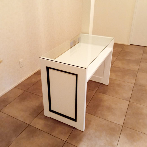 かわいい おしゃれ ネイルテーブル ネイルデスク W1000ホワイト ガラス天板 ネイルサロン 自宅サロン オーダー家具 