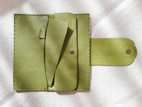 simple wallet　ピスタチオグリーン　オイルワックスレザー 10枚目の画像