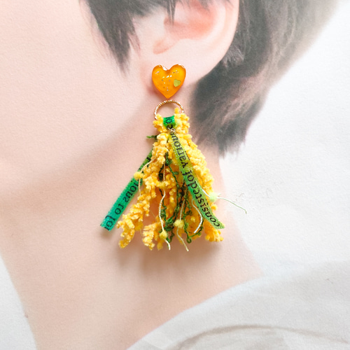 2way*ミモザなタッセルのピアス/イヤリング ピアス（スタッド・一粒 