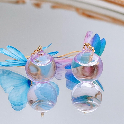 新作】♡香水瓶レジン 薔薇などお花たっぷりピアス イヤリング