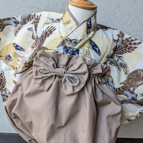 大人気新作 ベビー袴 ハンドメイド 鶴金ラメ✕ベージュ その他