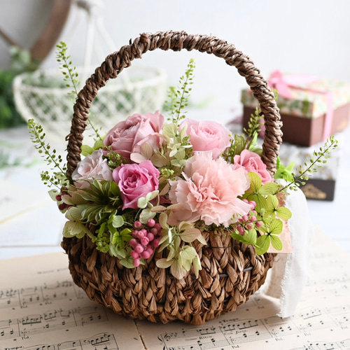 華モーヴバスケット＊あふれる花籠アレンジメント プリザーブド