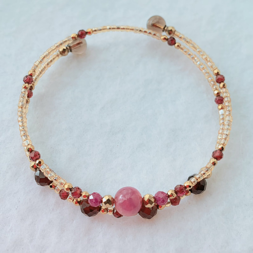 トルマリン 子豚ちゃん ブレスレット 8.8mm ブレスレット 天然石屋  