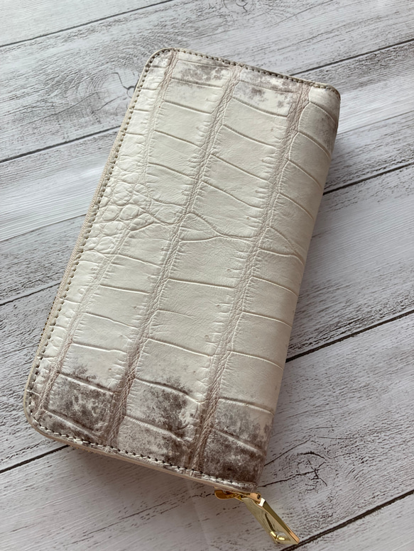 o*☆様 〖希少‼️〗 ヒマラヤ クロコダイル 白 長財布 センター 希少 希少‼️】 ヒマラヤ クロコダイル 白 長財布 センター 希少