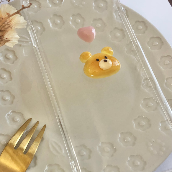 くま クリームパン と ハート の スマホケース【iPhone全機種対応】クマ フェイクフード ミニチュアフード ピンク 5枚目の画像