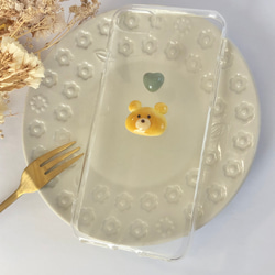くま クリームパン と ハート の スマホケース【iPhone全機種対応】クマ フェイクフード ミニチュアフード カーキ 5枚目の画像
