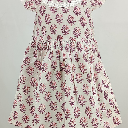 size 90〜110 > レース付きブロックプリントワンピース 子供服 irodori