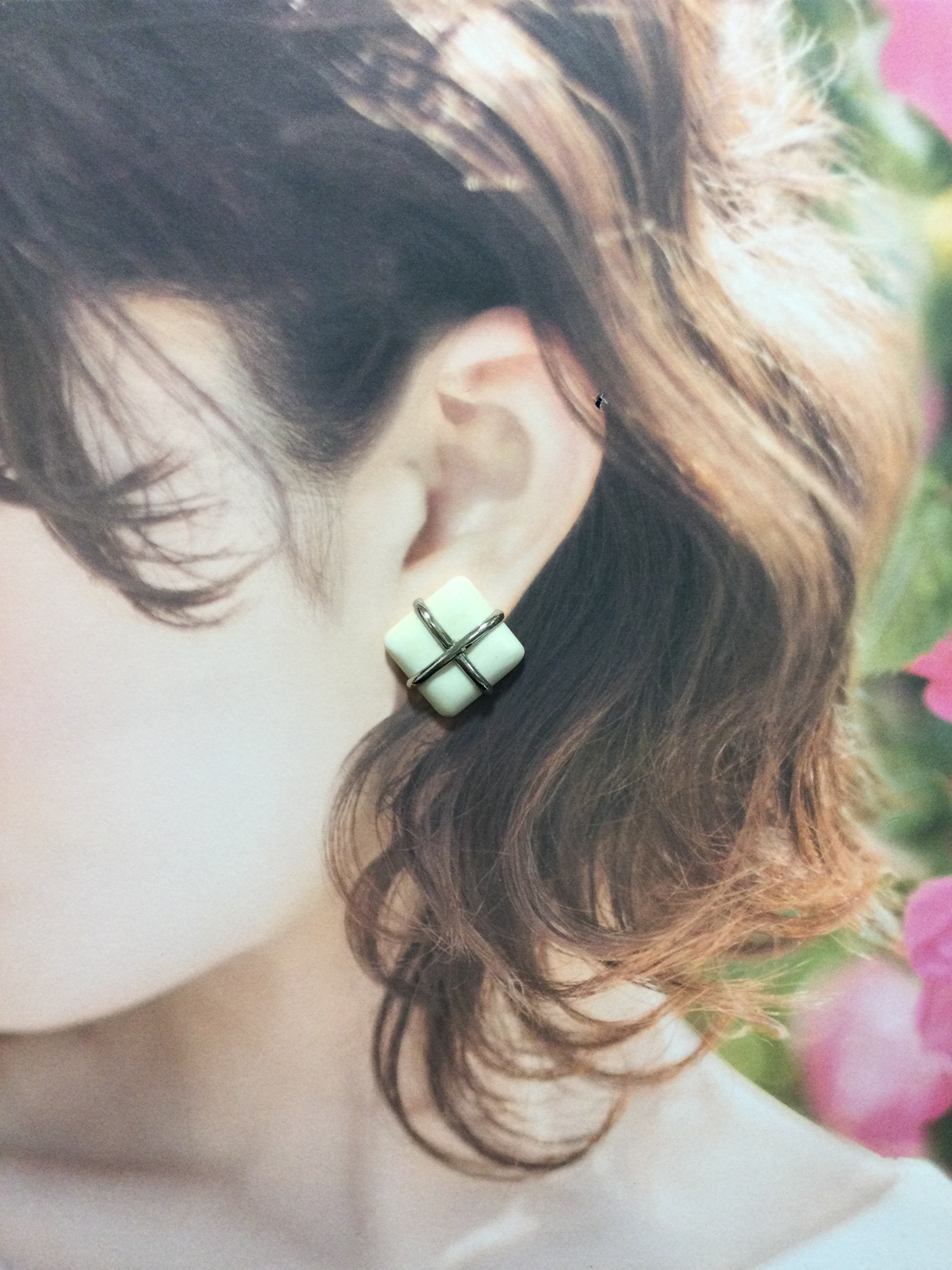 ☆本象牙ピアス（14kgf使用）※A-83☆