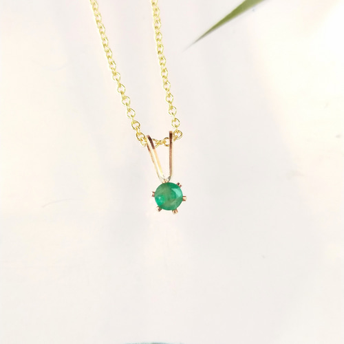 14kgf】天然エメラルドのひと粒ネックレス ネックレス・ペンダント key
