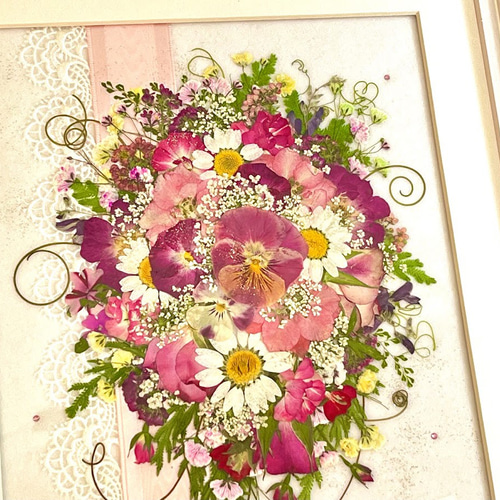 優しい淡い淡いピンクのビオラブーケ押し花アート額 ギフト 母の日