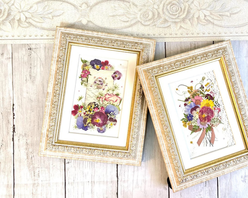 題「古城の景」（押し花作品）城のアート　大きな緑色フレーム付き 題「古城の景」（押し花作品）城のアート大きな緑色フレーム付き