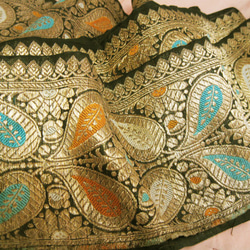 アンティーク インド製金糸入り刺繍リボン（No.966-2） 1枚目の画像