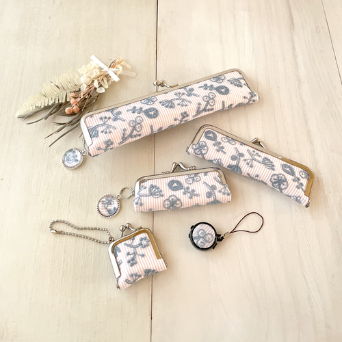 コンパクトがま口ペンケース(field of flowerミナペルホネンデザイン