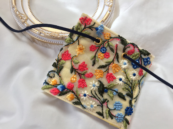 インド刺繍 リボン ポニーフック ラップリボン リボンラップ 花柄×イエロー 3枚目の画像