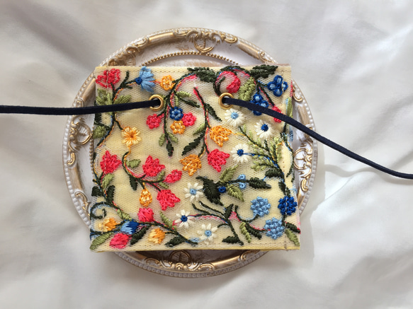 インド刺繍 リボン ポニーフック ラップリボン リボンラップ 花柄×イエロー 2枚目の画像