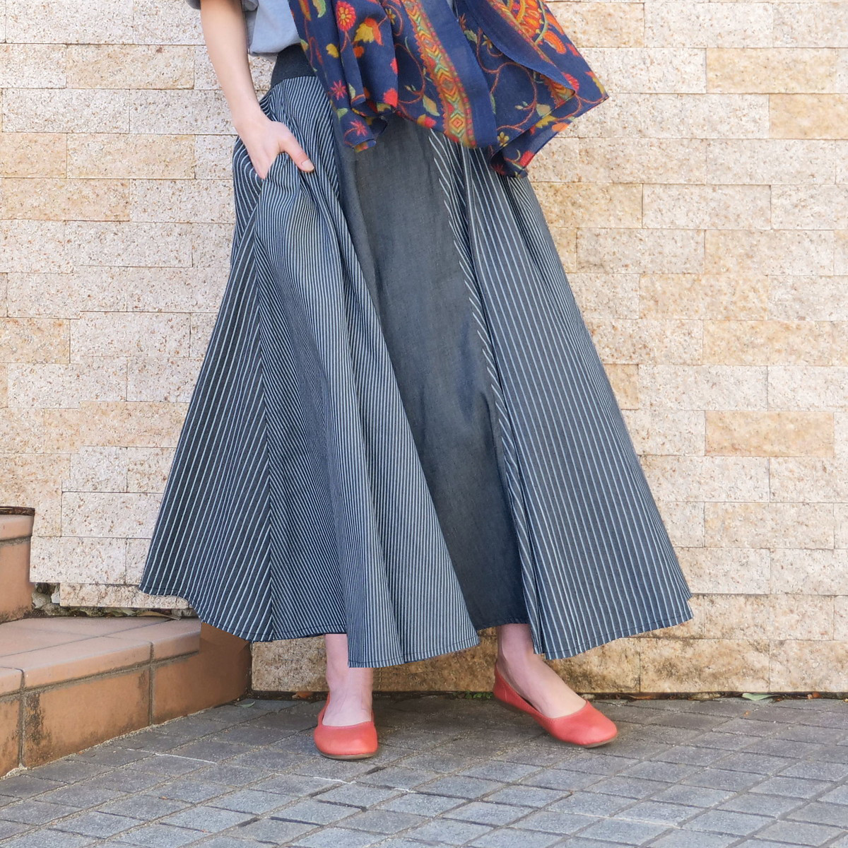 【自由にアレンジスカート】動くたびに美シルエット＊サーキュラースカート＊マルチストライプ＊ブラック