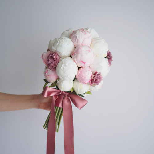 エレガント芍薬つぼみブーケ 大人可愛く上品なオシャレブーケ【納品