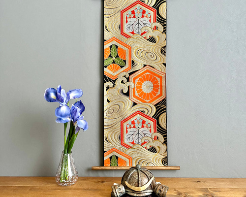 帯のタペストリー 漆黒に金色の波 着物リメイク インテリア こどもの日