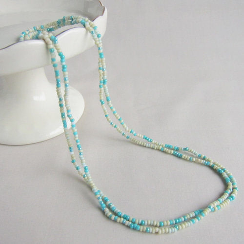 ミント ガラスビーズ ロングネックレス 金属アレルギー対応 かぶる