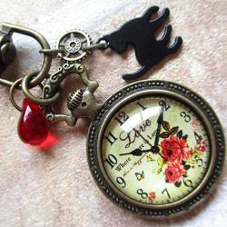 ◇2705 ⏱黒猫と懐中時計　アンティークバッグチャーム ※１点物 1枚目の画像