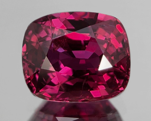 鑑別書付き 非加熱 ルビー 1.648ct ルース クッション ヴィンテージ