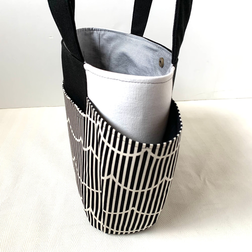 送料無料】脇ポケット付きトートバッグ/前ポケット付き☆中