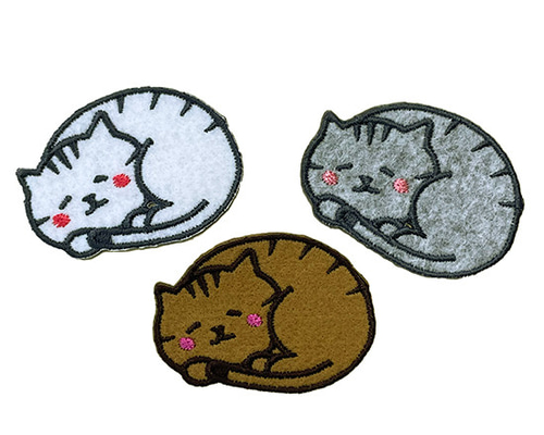 刺繍ワッペン ネコちゃん【まんまるねんね】 ワッペン