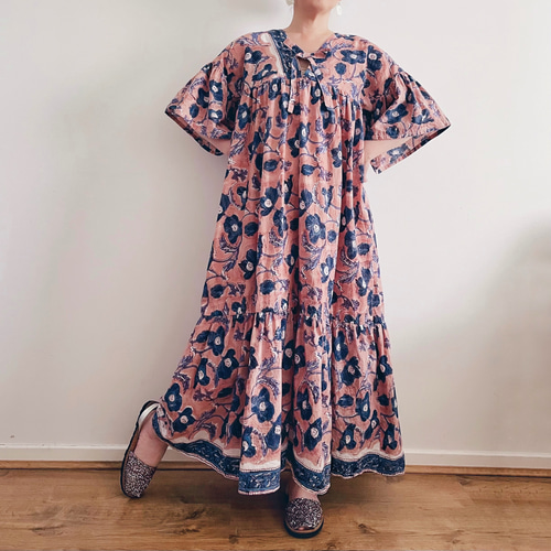 インド綿(ブロックプリント)のV neckフリルスリーブワンピース[Creema 