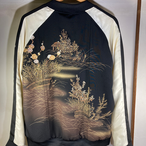 着物リメイクスカジャン リバーシブル 鷹の刺繍 横振り刺繍 産着