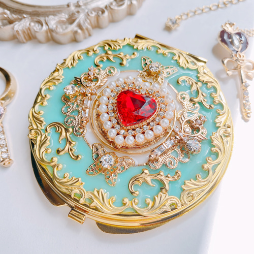 展示！キラキラ煌めく小物入れ リニューアル】FUKUFUKUウォレット mini ／ギラギラブルー – PETTICA