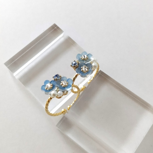 まっくろくー 現品限り 小さなネモフィラのビジューリング☆ 現品限り 小さなネモフィラのビジューリング 晴れやかブルー2024