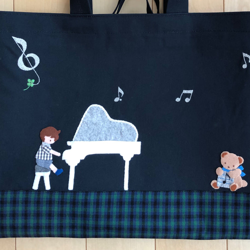 ファミリア　レッスンバッグ　手刺繍　ピアノ　希少 新品未使用】ファミリア ピアノ レッスンバッグ - メルカリ
