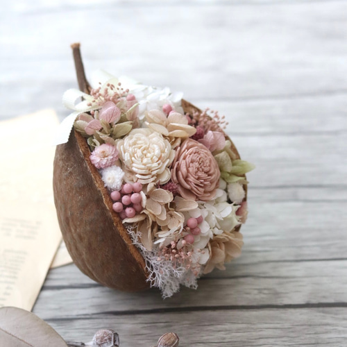 幸せを呼ぶ実  ブッダナッツ(小さめ)【パステルピンクのスイートアレンジ】 受注制作】幸せの実☆*ブッダナッツ母の日アレンジ☆*ベル