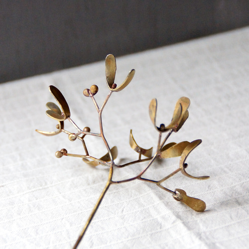 オーダー品〔真鍮製〕- ヤドリギ - アートフラワー marronnier