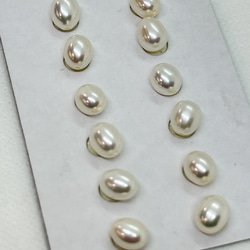 淡水真珠5.5mm珠 片穴 おまかせペア（2珠） 1枚目の画像