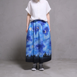 星ビトたちが暮らすユートピア柄 ギャザースカート 5枚目の画像
