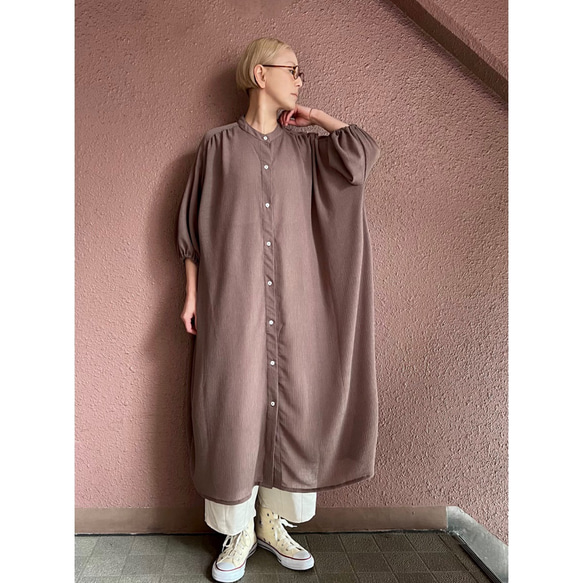 RATA❤️選擇你的長度❣️寬鬆大款長襯衫❤️柔軟面料，優雅時尚的顏色❤️柔軟蓬鬆的摩卡色 第6張的照片