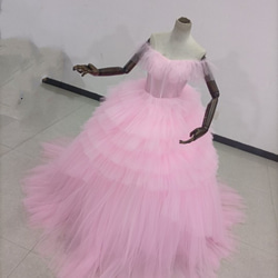 送料無料！カラードレス ピンク 上質オーガンジー 柔らかく重ねたチュールスカートオフショル プリンセスライン エレガント 8枚目の画像