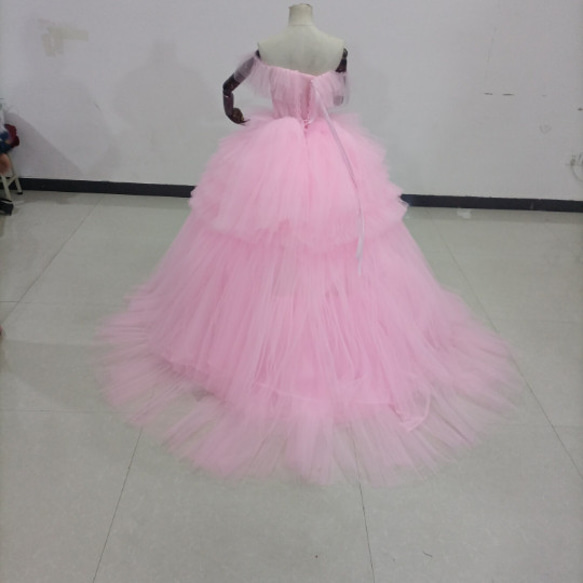 送料無料！カラードレス ピンク 上質オーガンジー 柔らかく重ねたチュールスカートオフショル プリンセスライン エレガント 18枚目の画像
