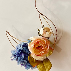【受注制作】紫陽花をまとった真鍮三日月オブジェ 7枚目の画像